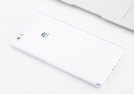 Ультратонкая ТПУ накладка Crystal для Huawei P8 Lite (прозрачная)