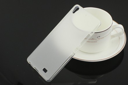 ТПУ накладка для Fly IQ4516 Tornado Slim Octa (матовая)