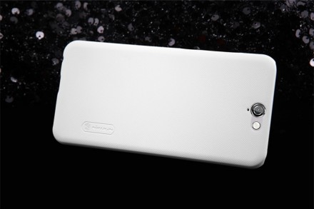 Пластиковая накладка Nillkin Super Frosted для HTC One A9 (+ пленка на экран)