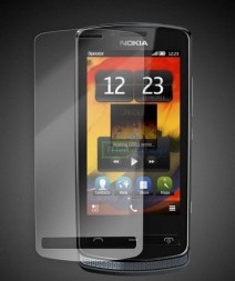 Защитная пленка на экран для Nokia 700 (прозрачная)