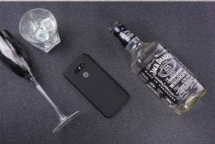 Пластиковая накладка Nillkin Super Frosted для LG G5 SE H845 (+ пленка на экран)