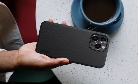Пластиковый чехол Nillkin Super Frosted для iPhone 13 Pro