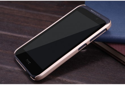 Пластиковая накладка Nillkin Super Frosted для HTC Desire 320 (+ пленка на экран)