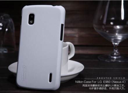 Пластиковая накладка Nillkin Super Frosted для LG E960 Optimus G Nexus 4 (+ пленка на экран)