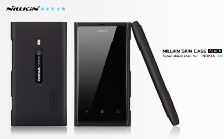 Пластиковая накладка Nillkin Super Frosted для Nokia Lumia 800 (+ пленка на экран)