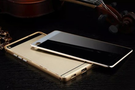 Металлический бампер Luphie with tempered glass back cover для Huawei P8